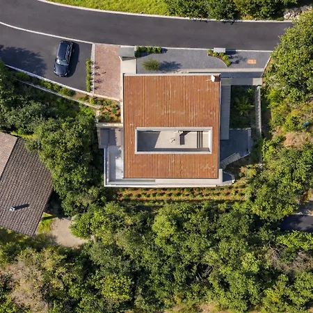 וילה Incanto Luxury With A Panoramic Pool לימונה סול גרדה